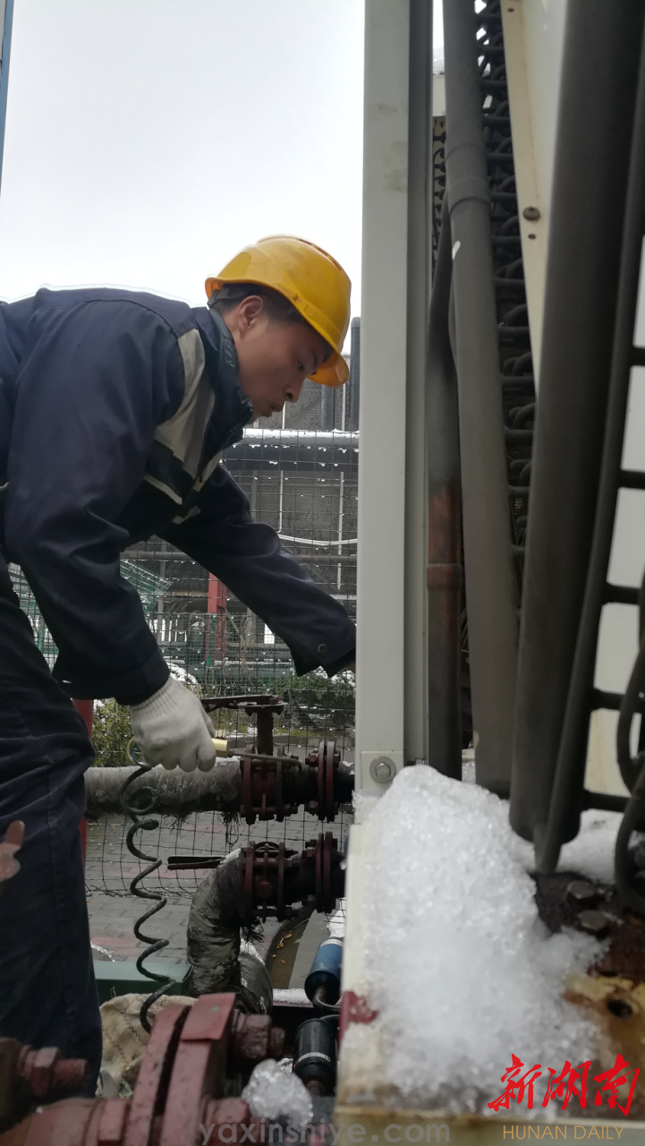 黨員劉煥林，一個(gè)肯鉆研、有擔(dān)當(dāng)?shù)男聲r(shí)代“奉獻(xiàn)者